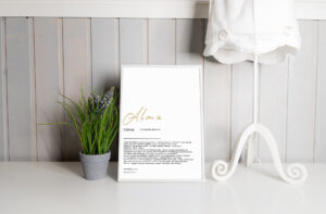 Deine Namenstafel eigener Name Namensbedeutung Geschenk besondere Geschenkidee für Babys Tafel Bilderrahmen Bestellung verschenken persönliches Geschenk Freunde Familie Gastgeschenk Jana Bleich Fotografie deine Namenstafel Westerwald Hachenburg individuelles Geschenk Bedeutung Herkunft Kosename Tiermotive Deine Namenstafel individuelles Geburtstagsgeschenk außergewöhnliches Geschenk Persönlich Babyparty Geburt Taufgeschenk Konfirmationsgeschenk Geschenk für Brautpaar Kommunionsgeschenk Jana Bleich Fotografie